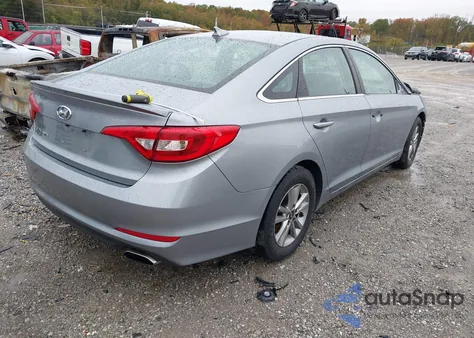 2017 Hyundai Sonata z USA, uszkodzony, nr VIN 5NPE24AF4HH587635